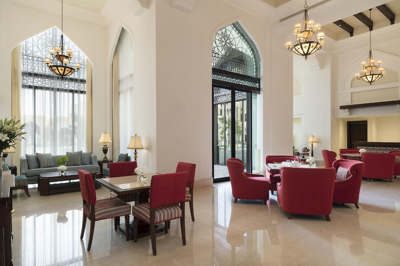 โรงแรมอัล นาจาดา โดฮา บาย ทิโวลี ภายนอก รูปภาพ The lobby