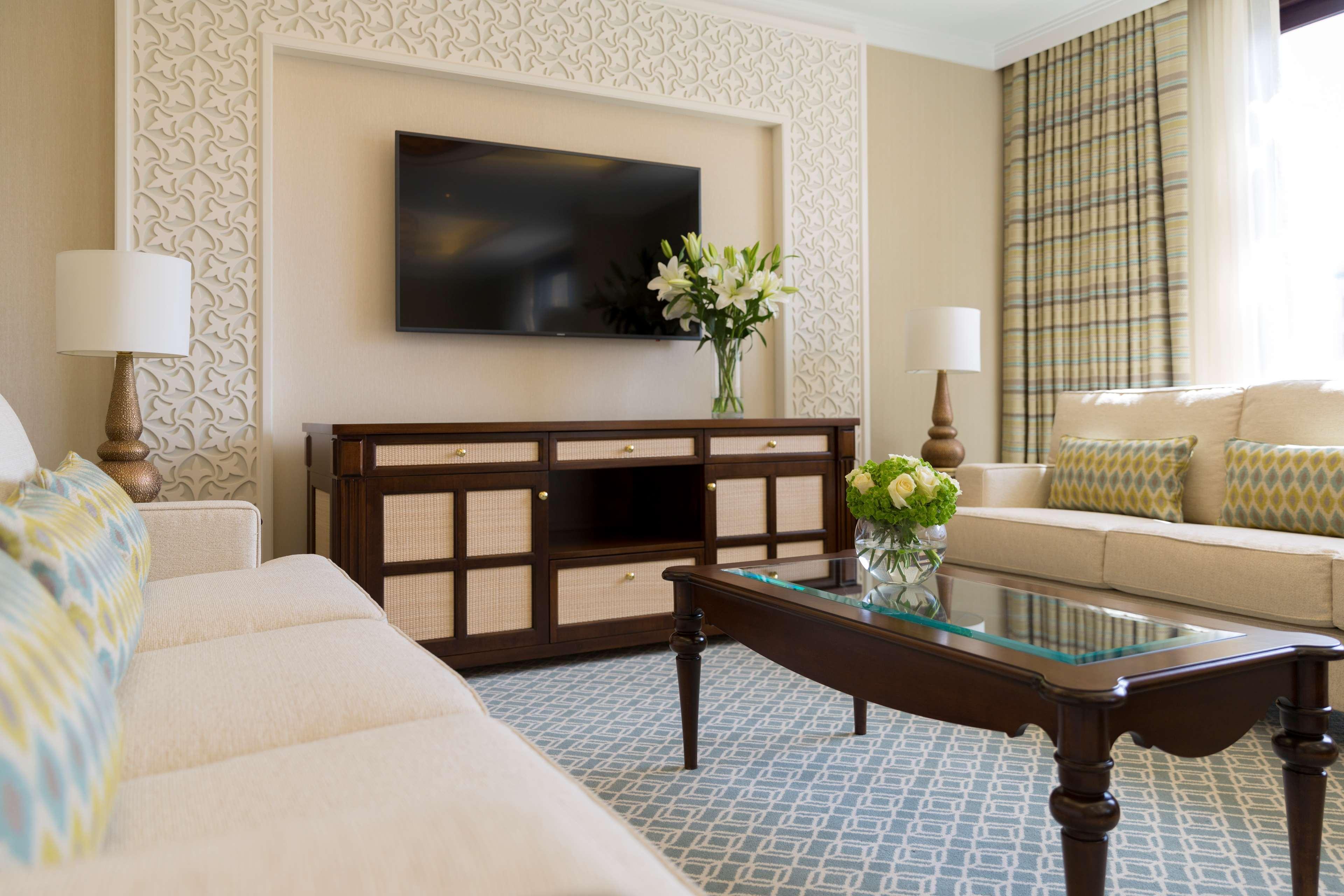 โรงแรมอัล นาจาดา โดฮา บาย ทิโวลี ภายนอก รูปภาพ Living room