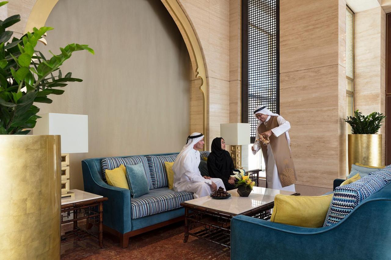 โรงแรมอัล นาจาดา โดฮา บาย ทิโวลี ภายนอก รูปภาพ The lobby of the hotel